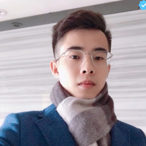 鱼术士的照片