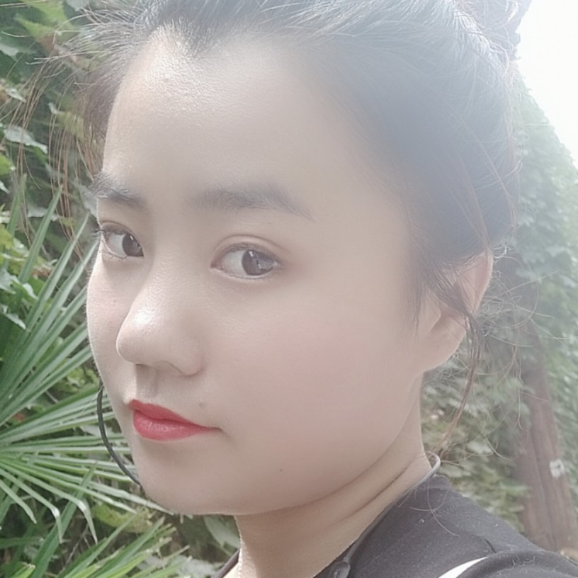 激昂浅吻画笔的照片