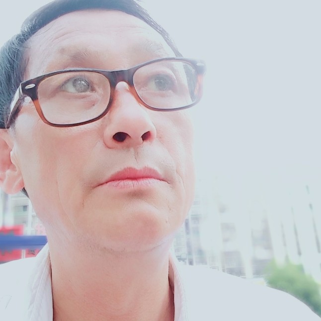 思恋透彻的照片