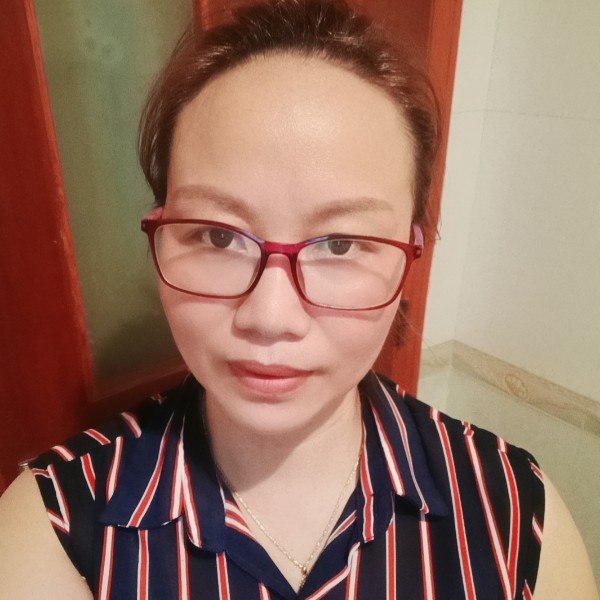 绿色的云的照片