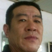石头深拥大胆的照片