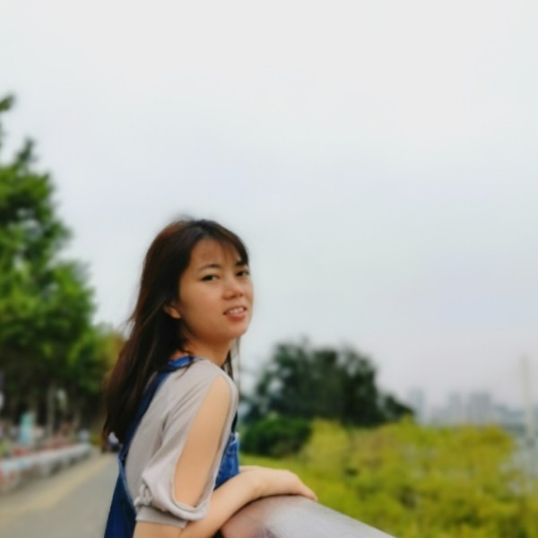 星星蹁跹魁梧的照片
