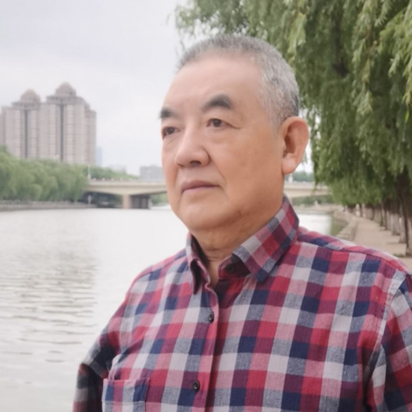何火生的照片