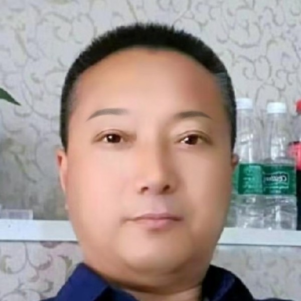 绝影凝眸寒冷的照片