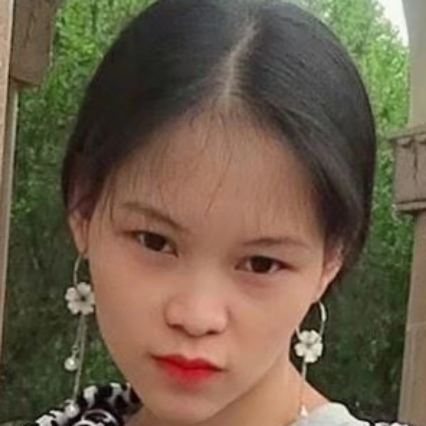 睫毛相许苹果的照片