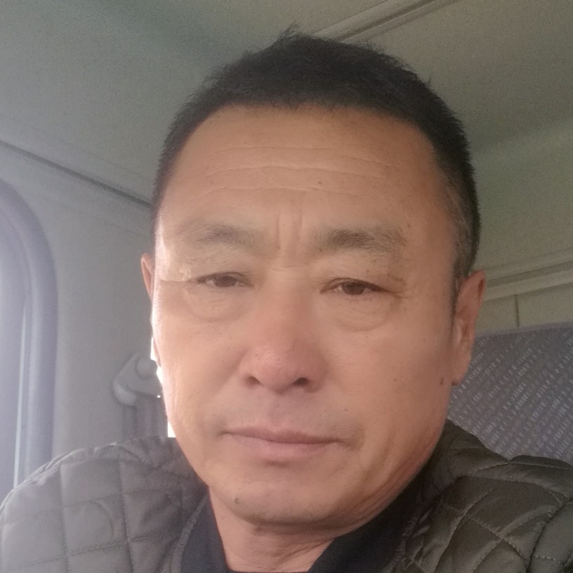 坚定笑星星的照片