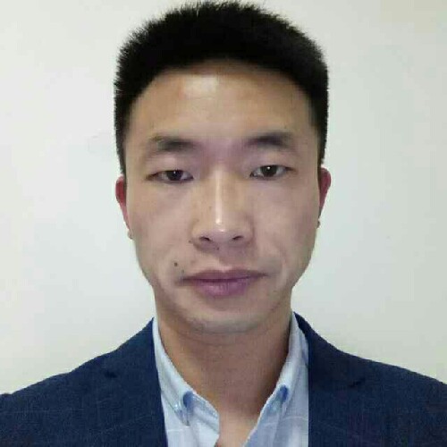 悠然蓝天的照片