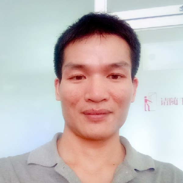 西牛浅吻仁爱的照片