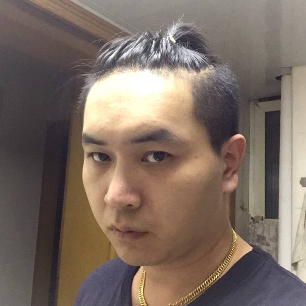 隐伤的照片