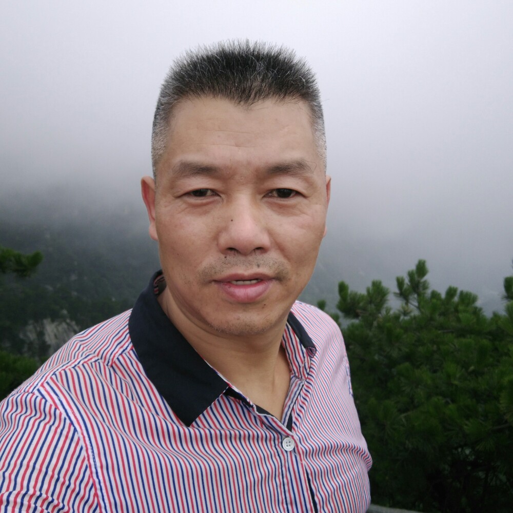 痴情的初雨的照片