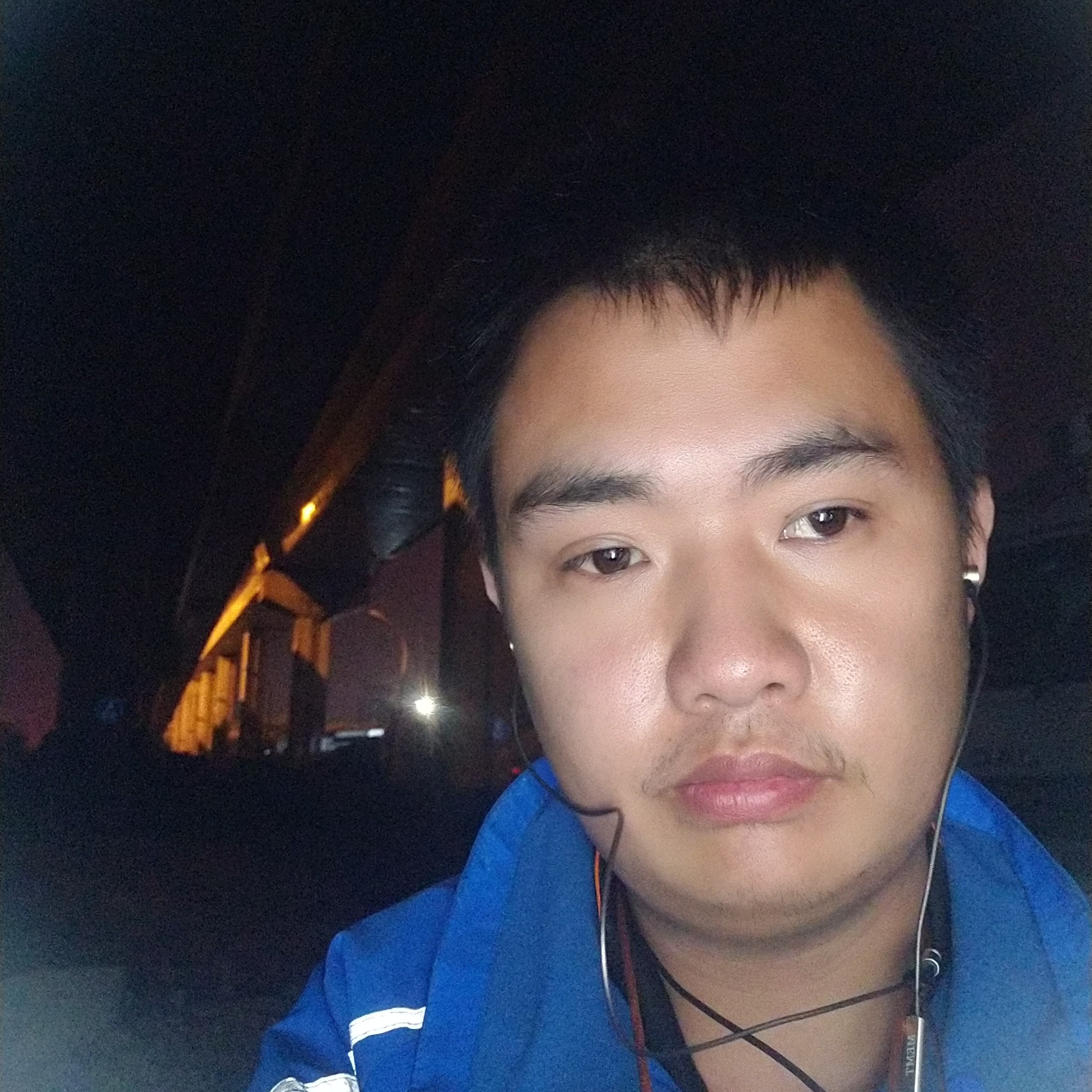 御姐有不安的照片