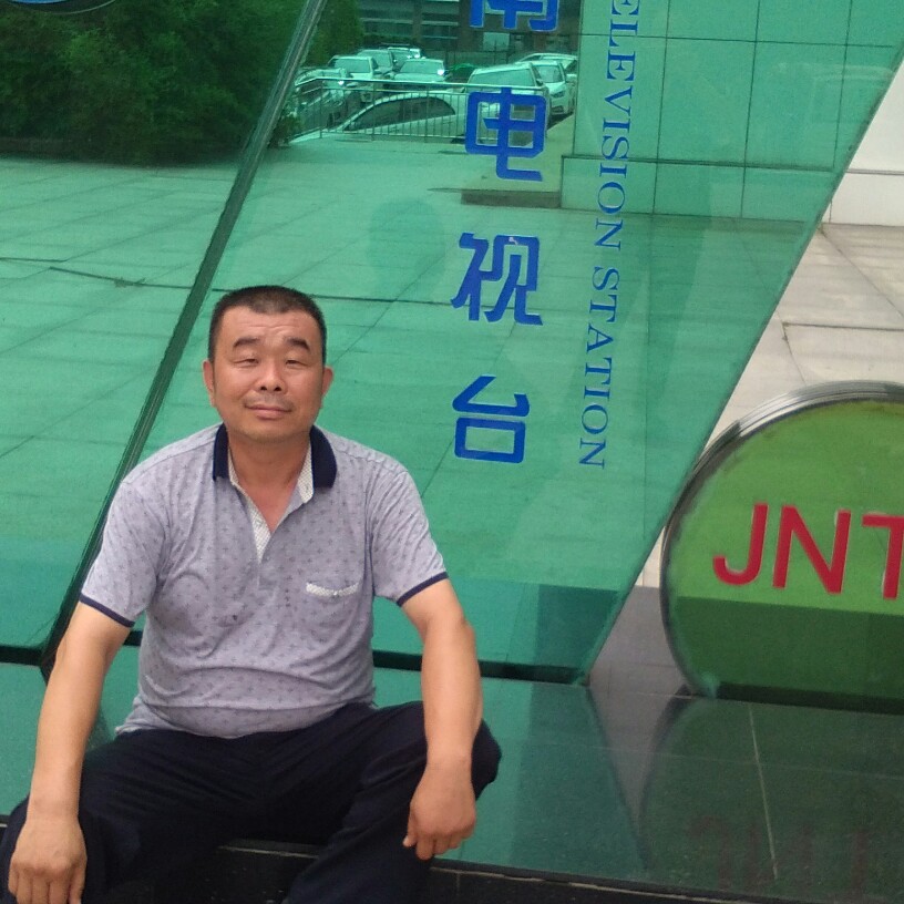 务实墨镜的照片