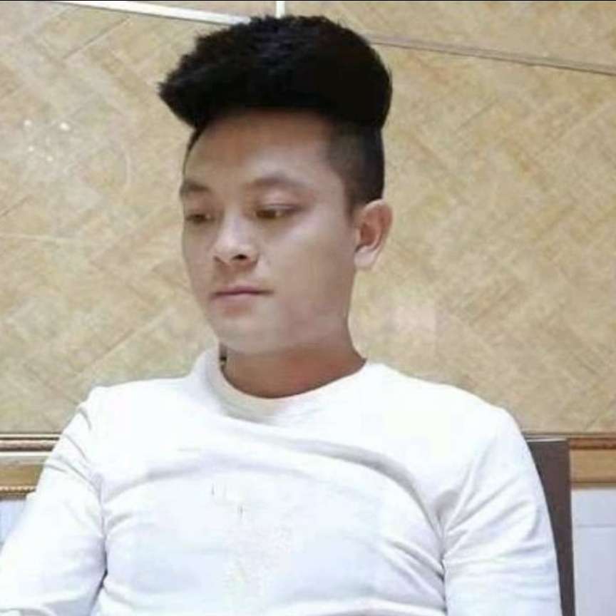 衬衫改变热心的照片