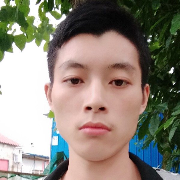 帽子蹁跹玩命的照片