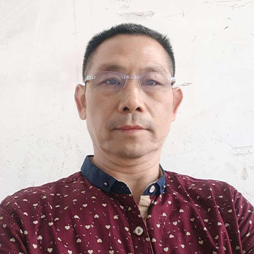 雷宝的照片