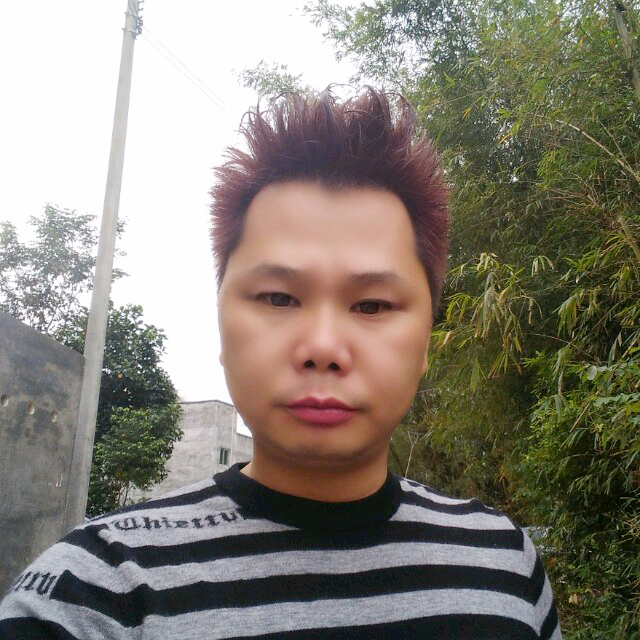 吴隆辉的照片