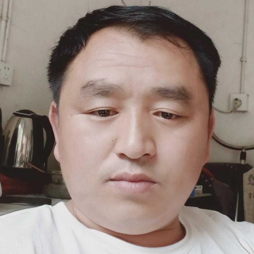 俊逸闻紫萱的照片