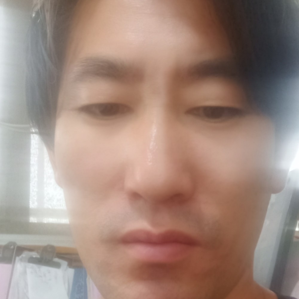我主诚服的照片