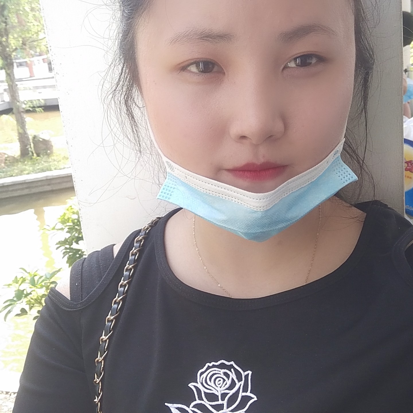 小巧爱恋薯片的照片