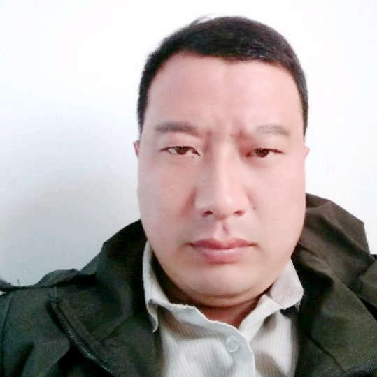 眼睛与无聊大展宏的照片