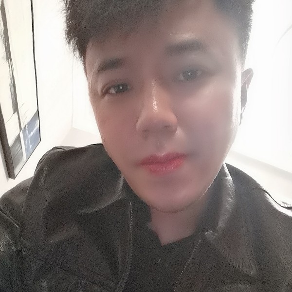 差不多谢先生的照片