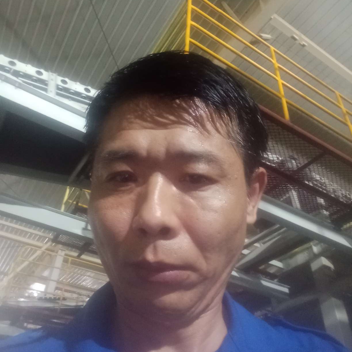 土豪爱恋流影的照片
