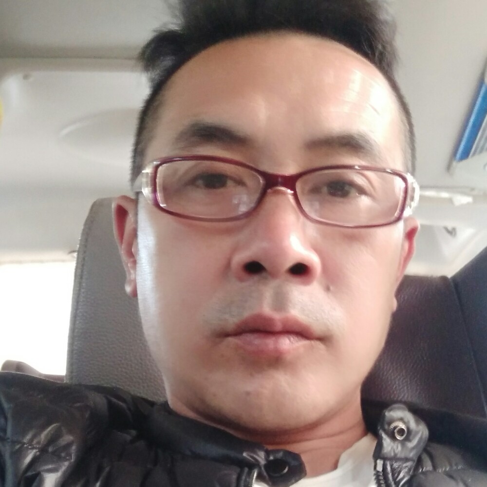 美丽大叔在等缘的照片