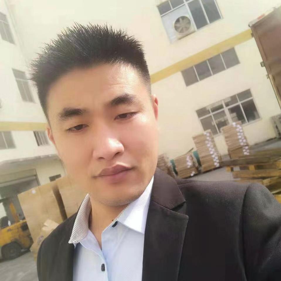 阳光挽手缘分的照片