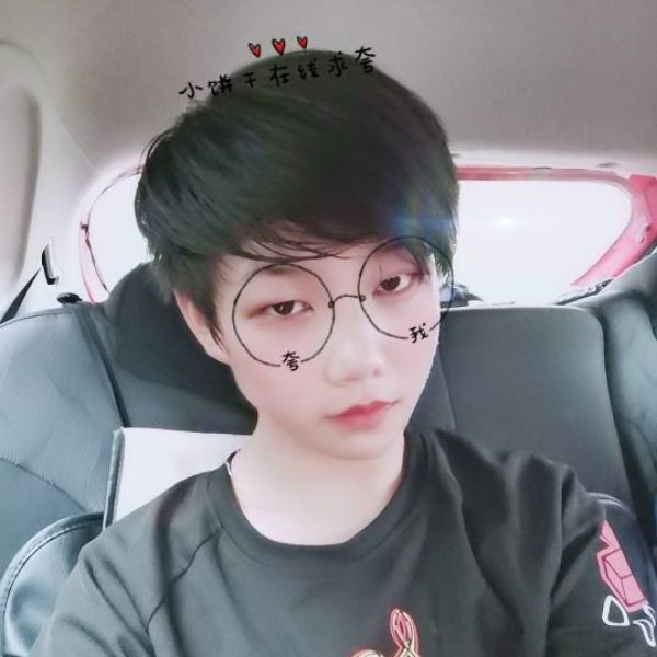 吴多良的照片