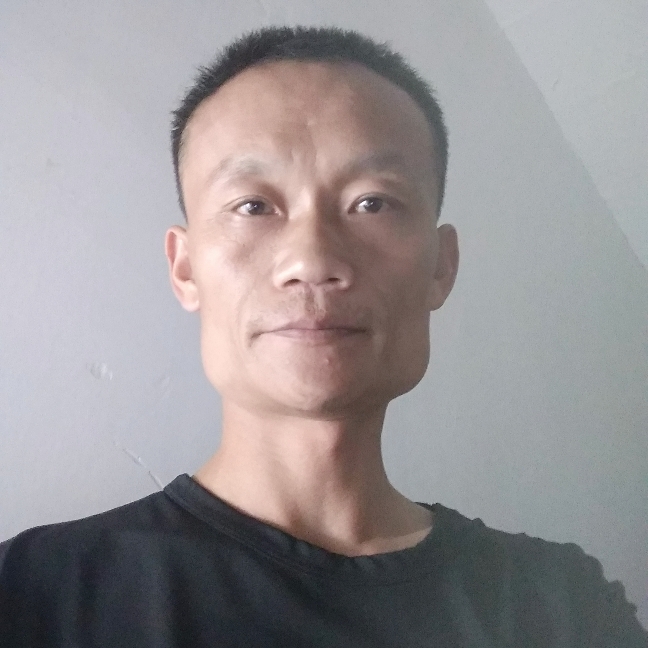朱由根的照片
