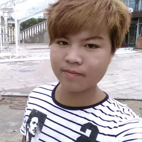 嗨美女，，的照片