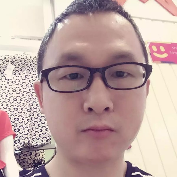 能干战斗机的照片