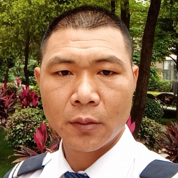郭宝德的照片