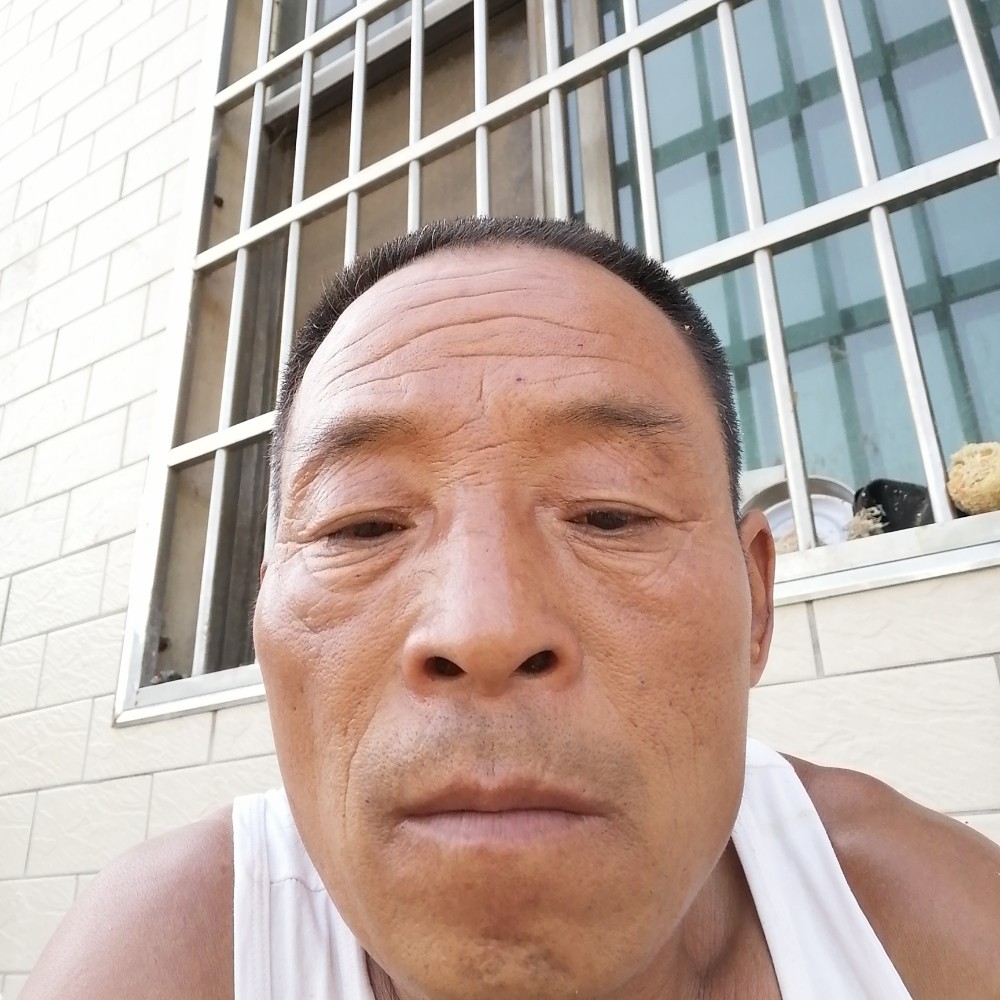 抽屉凝眸乐观的照片