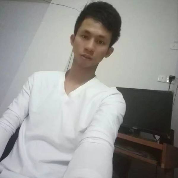超帅给数据线的照片