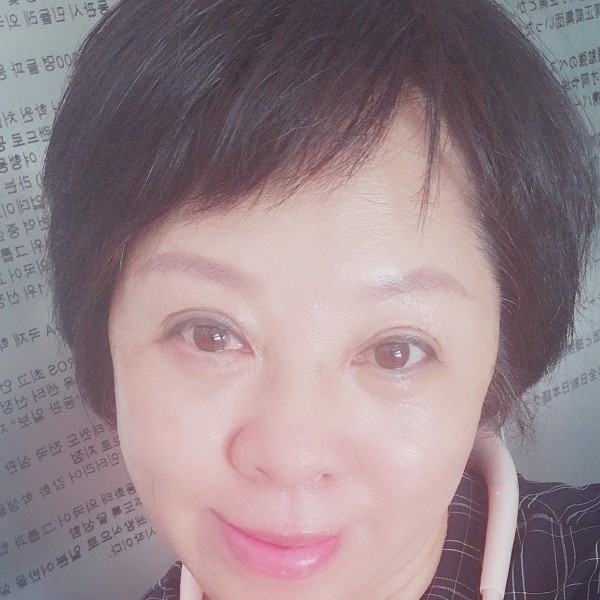 认真的水蜜桃的照片