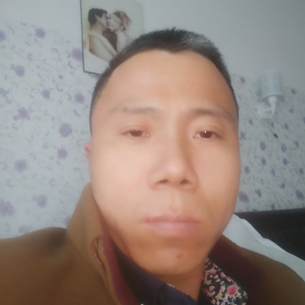 深情爱恋青衣的照片