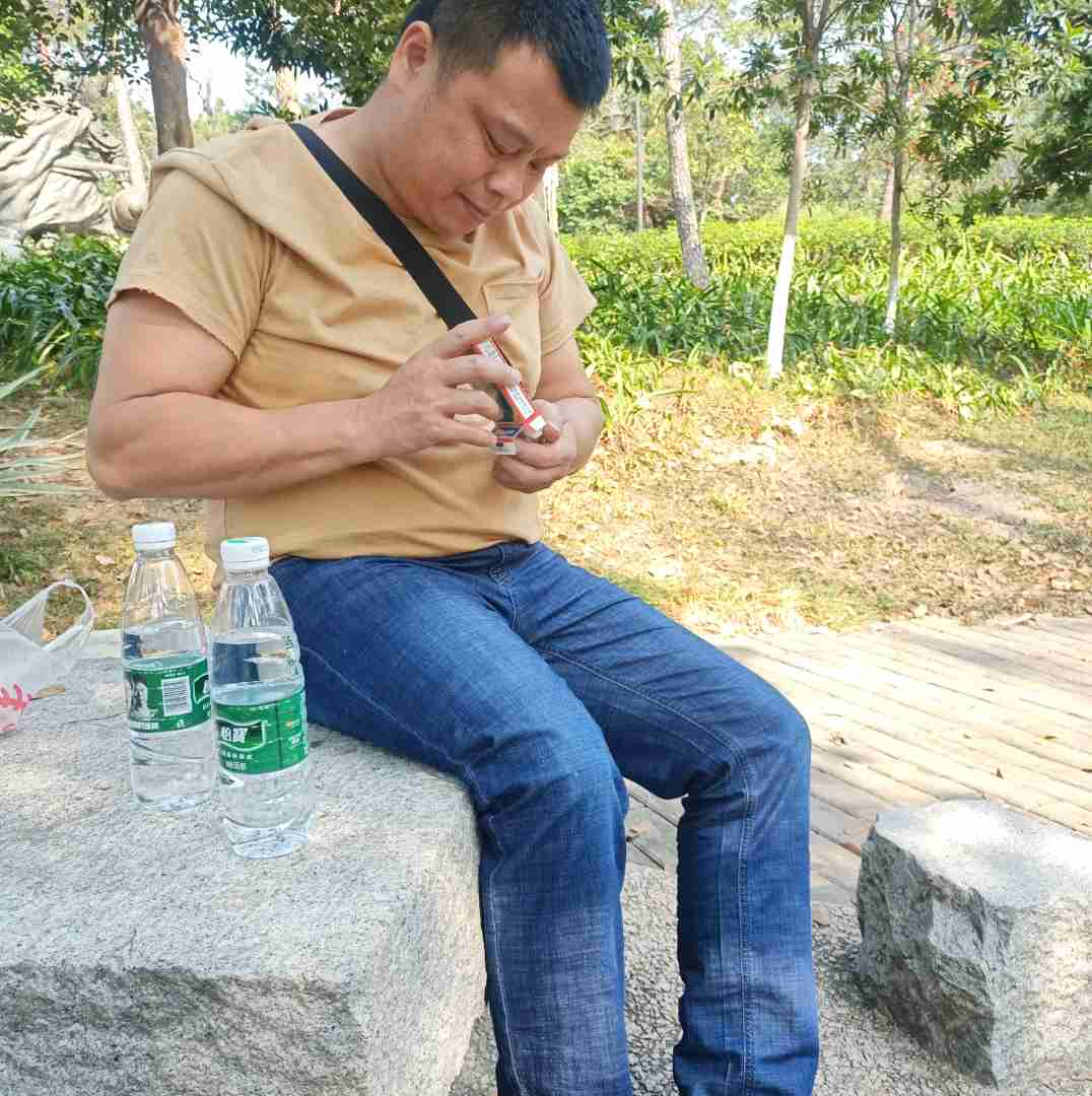 涂和平的照片