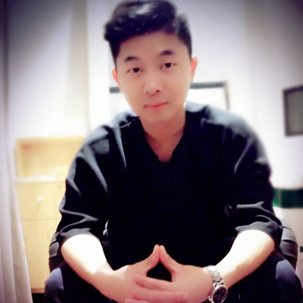 Mr H、的照片
