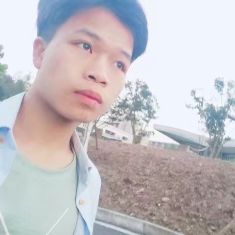 陌颜向飘逸的照片