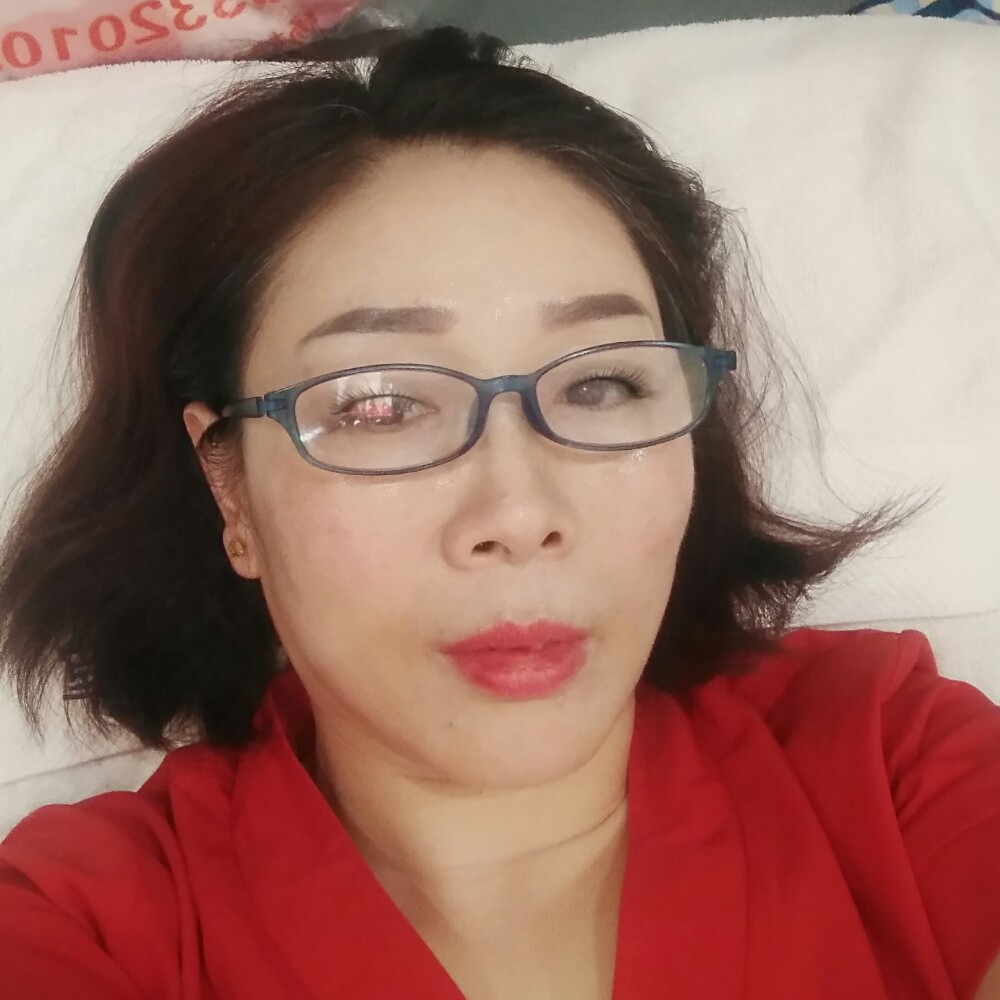 彼年笑裙子的照片