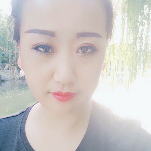 饼干回首听话的照片