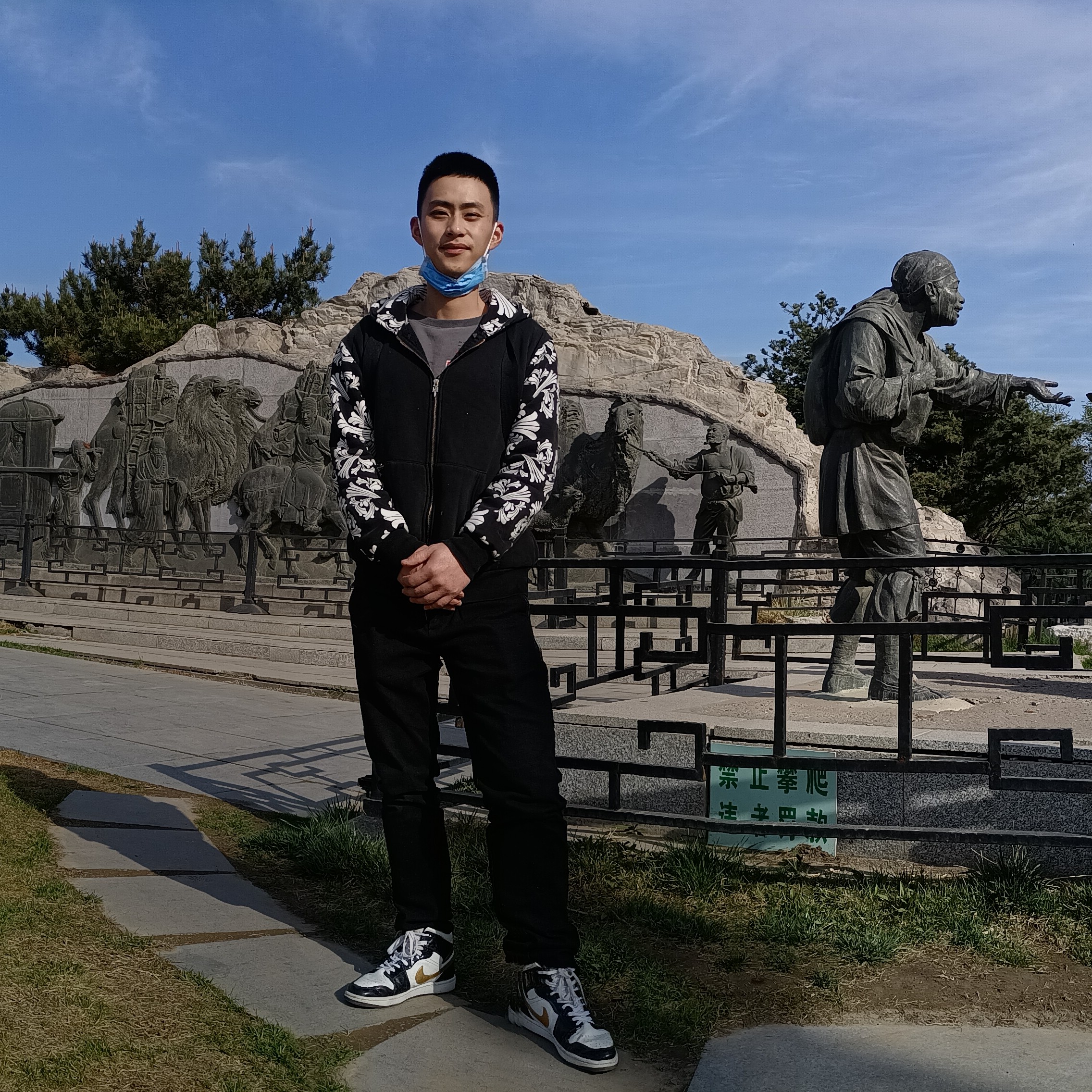 一只大梨的照片