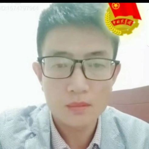 男儿不流泪。的照片