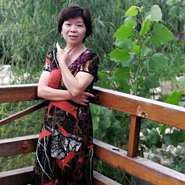 还单身等待钻石的照片