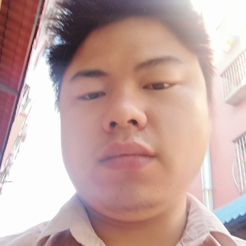 亲，靠近一点的照片