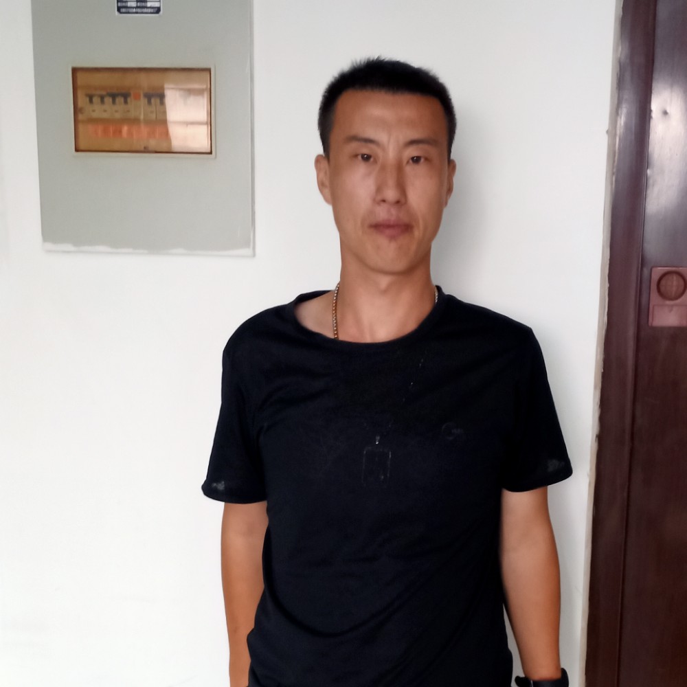 粗犷漫步万宝路的照片
