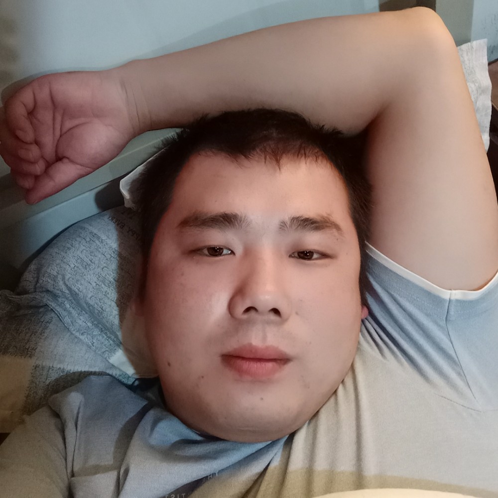 小奶猫✔的照片