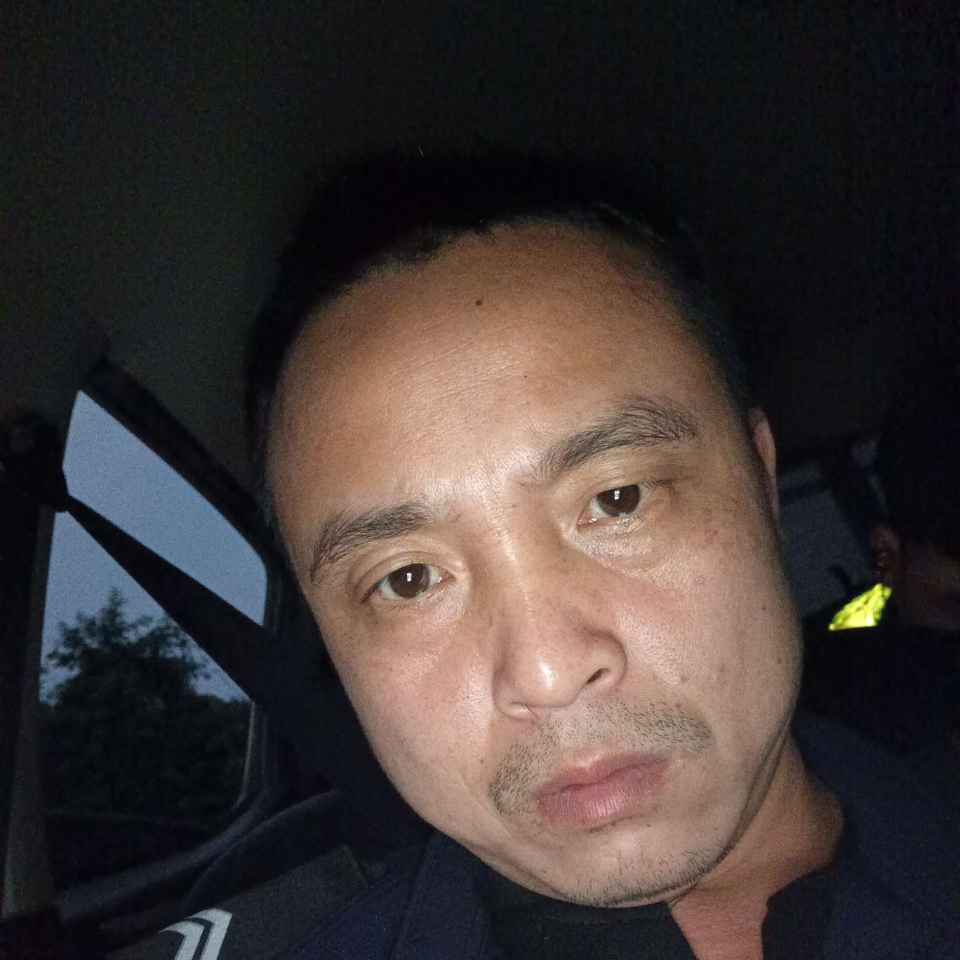 贪玩停止煎蛋的照片