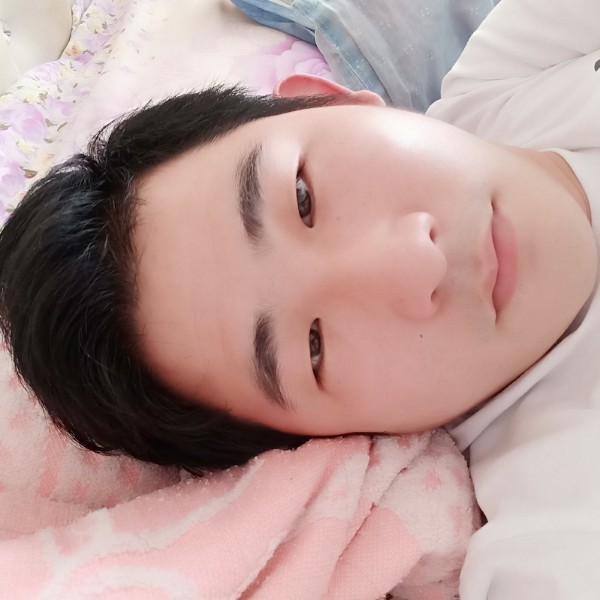 爱情默默的照片